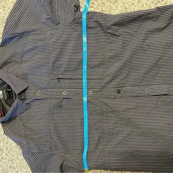 The North Face Trekware Button Down | Size Large - Picture 5 of 6